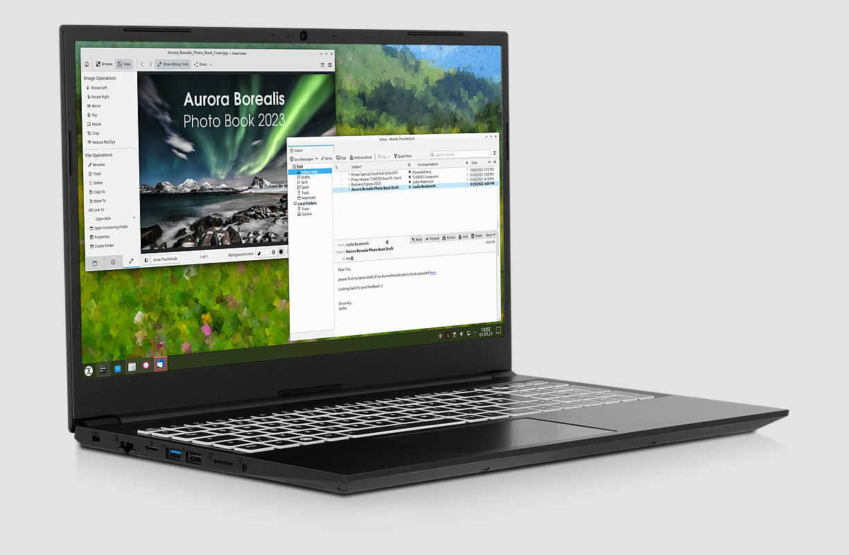 TUXEDO Aura 15 Gen3: Ideal for commuters between home office and office.