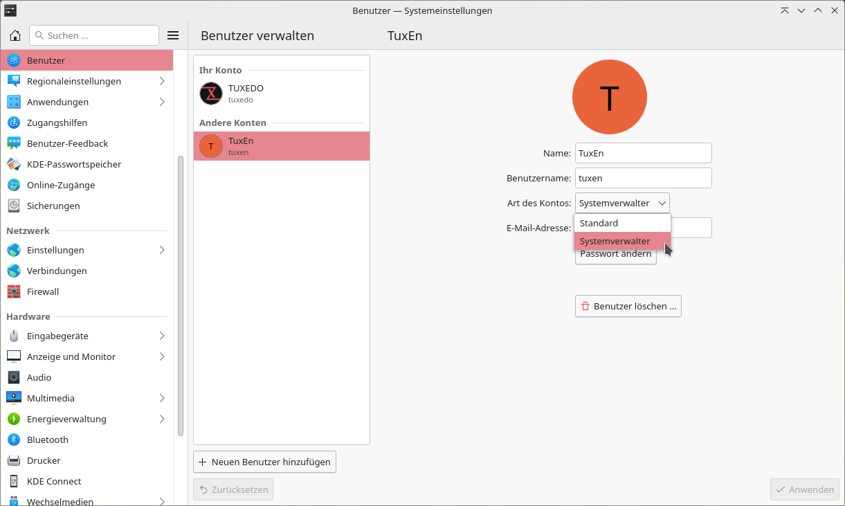 Über die grafische Benutzerverwaltung können Sie Ihren Benutzer über einen anderen Account wieder zum Systemverwalter machen.