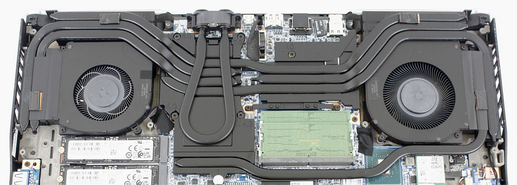 TUXEDO Stellaris 17 internals