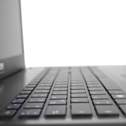 TUXEDO Book BC1506 - 15,6&quot; matt Full-HD IPS + Intel HD Grafik + bis Intel Core i7 Desktop-Quad-Core + bis drei HDD/SSD + bis 32GB RAM + DVD o. Blu-Ray Brenner